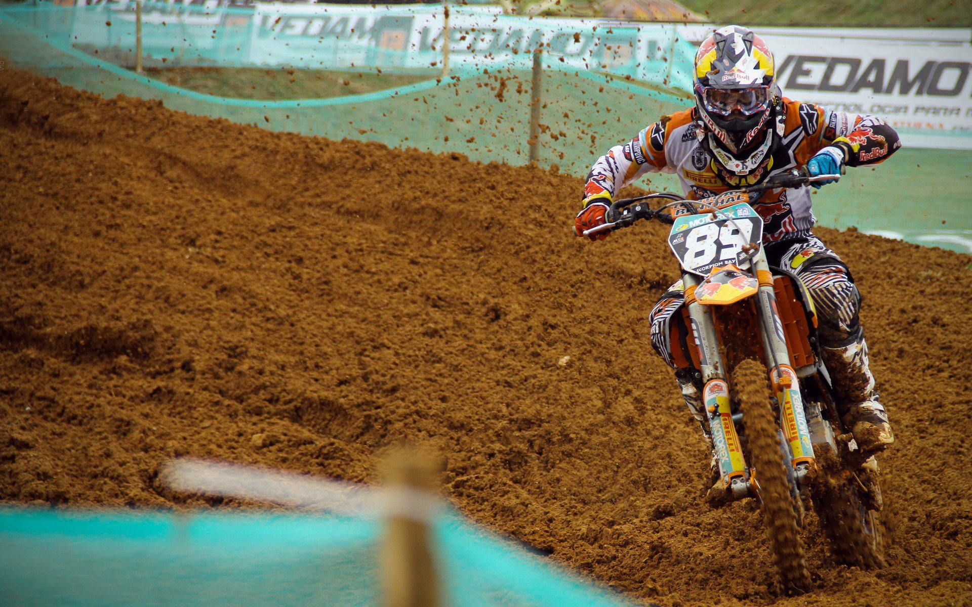 传奇教练的“制胜秘籍”:战术、心态全方位解析,传奇训练师